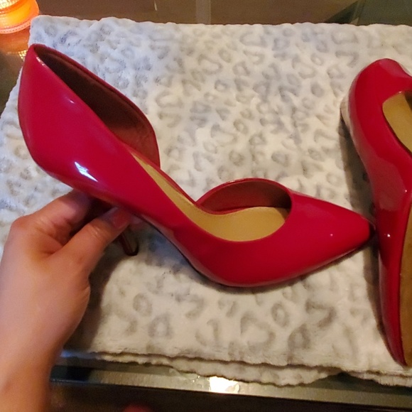 Shoes - Picture 6 of 6